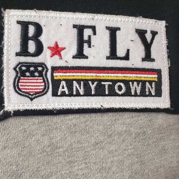 Designer shirt w/vest - Picture 5 of 6